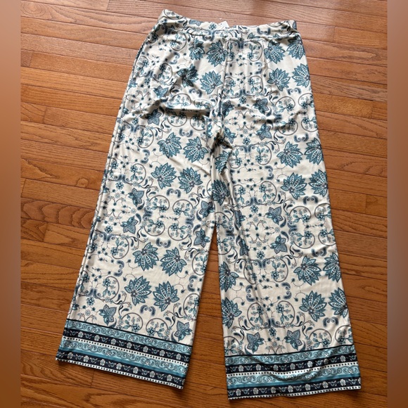 NWT Cato Wide-Leg Paisley Print Pants - Picture 6 of 10